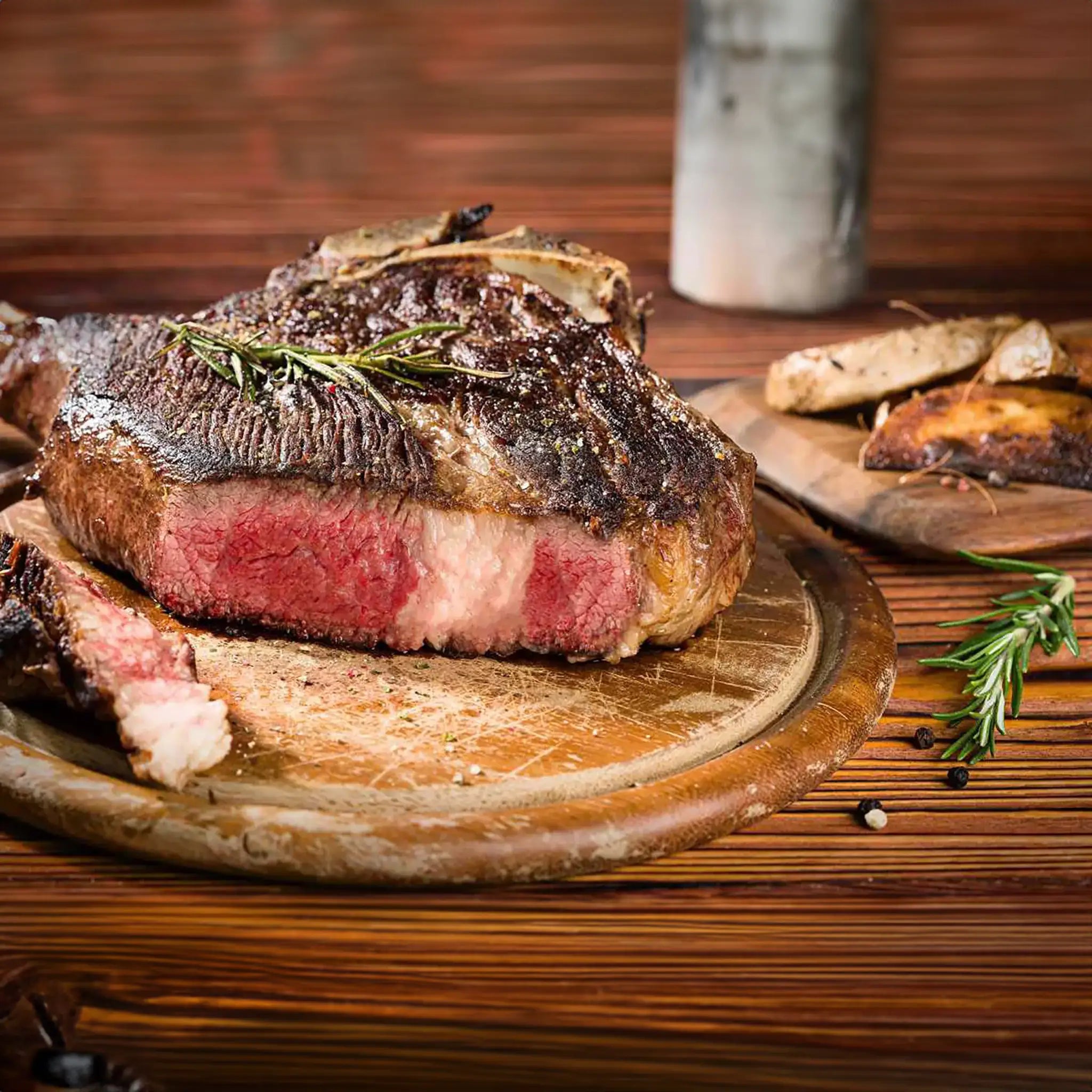 Dry-Aged Tomahawk Steak
