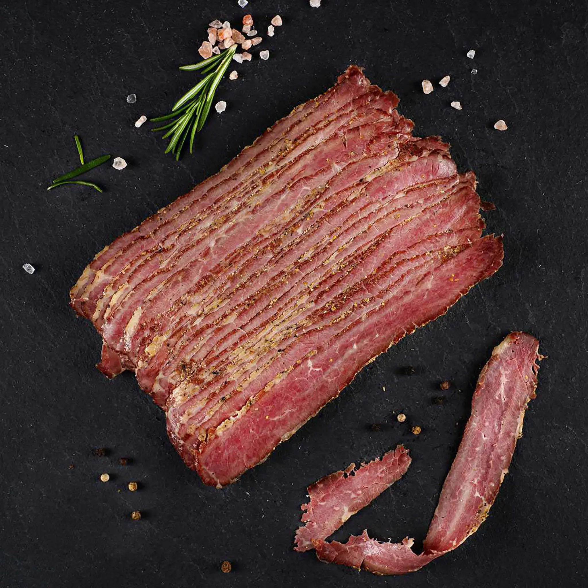 Pastrami - geräucherte, fein gewürzte Spezialität